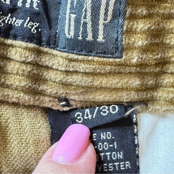 GAP Men's Tan/Brown Corduroy 34x30 Pants Pleated Cuffed Vintage Y2K 00s - Picture 6 of 10